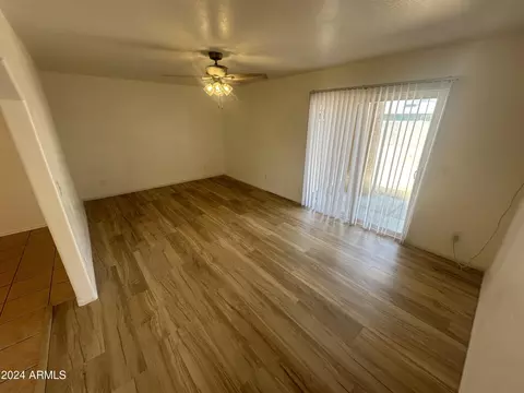 Living - 2616 E Southgate Ave #2, Phoenix, AZ 85040 photo 1 of 5