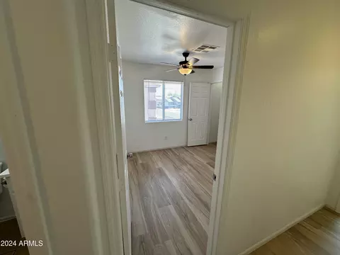 Entry Way - 2616 E Southgate Ave #2, Phoenix, AZ 85040 photo 15 of 15