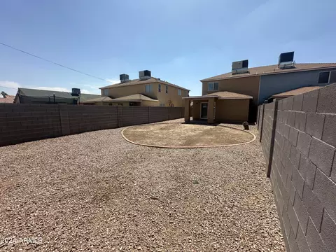 Exterior - 2616 E Southgate Ave #2, Phoenix, AZ 85040 photo 6 of 11
