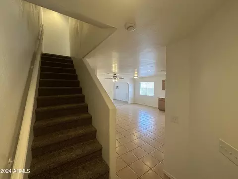 Entry Way - 2616 E Southgate Ave #2, Phoenix, AZ 85040 photo 6 of 15