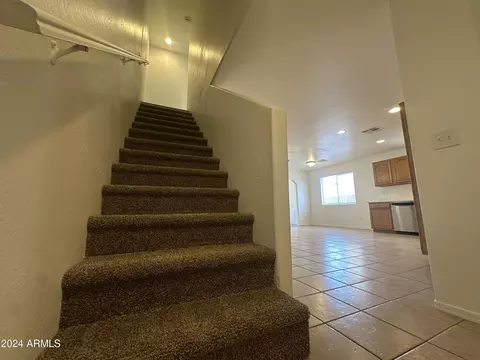 Entry Way - 2616 E Southgate Ave #2, Phoenix, AZ 85040 photo 7 of 15