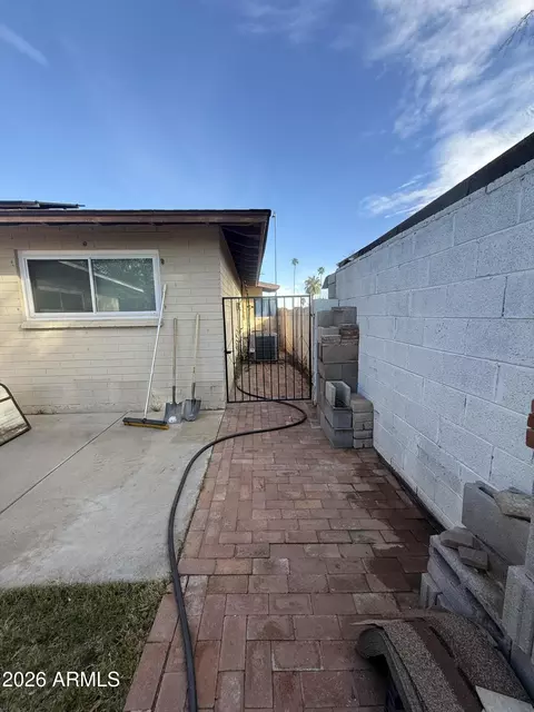 Exterior - 1909 E 6th Ave E, Mesa, AZ 85204 photo 7 of 9