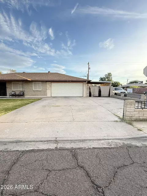 1909 E 6th Ave E, Mesa, AZ 85204