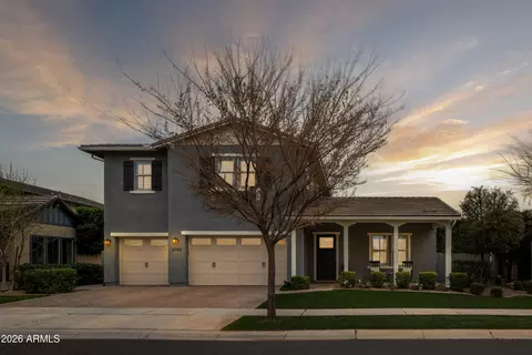 Exterior - 3743 E Arabian Dr, Gilbert, AZ 85296 photo 2 of 4