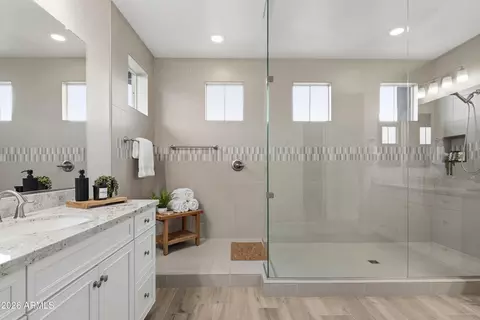 Bath - 3743 E Arabian Dr, Gilbert, AZ 85296 photo 2 of 6