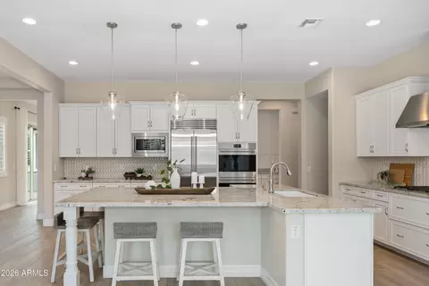 Kitchen - 3743 E Arabian Dr, Gilbert, AZ 85296 photo 2 of 5