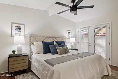 Bedroom - 4343 E Osborn Rd, Phoenix, AZ 85018 photo 2 of 3