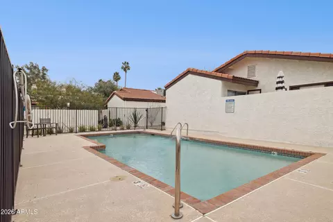 Exterior - 4343 E Osborn Rd, Phoenix, AZ 85018 photo 3 of 5