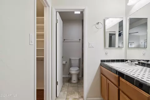 Bath - 4343 E Osborn Rd, Phoenix, AZ 85018 photo 1 of 7