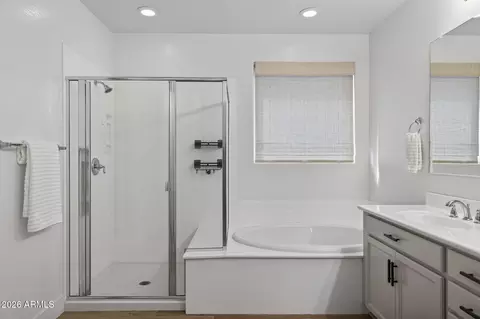 Bath - 10250 E Seismic Ave, Mesa, AZ 85212 photo 1 of 5