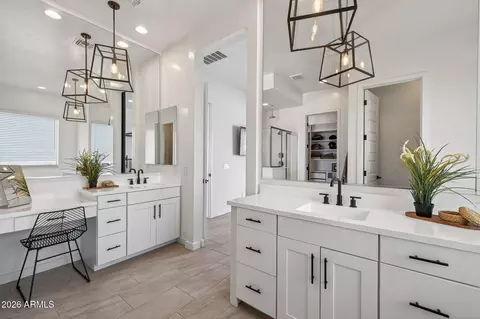 Bath - 9517 E Tungsten Dr, Mesa, AZ 85212 photo 1 of 4