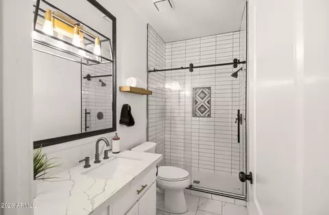 Bath - 4222 E Mclellan Cir #17, Mesa, AZ 85205 photo 6 of 8