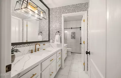 Bath - 4222 E Mclellan Cir #17, Mesa, AZ 85205 photo 5 of 8
