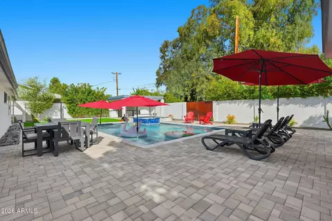 Exterior - 5149 N 34th St, Phoenix, AZ 85018 photo 9 of 24
