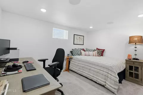 Bedroom - 5149 N 34th St, Phoenix, AZ 85018 photo 5 of 8