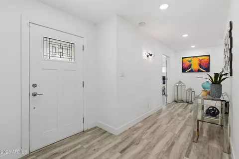 Entry Way - 5149 N 34th St, Phoenix, AZ 85018 photo 1 of 1