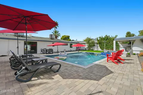 Exterior - 5149 N 34th St, Phoenix, AZ 85018 photo 12 of 24