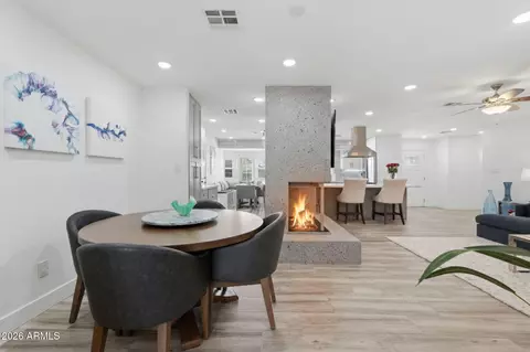 Dining - 5149 N 34th St, Phoenix, AZ 85018 photo 4 of 4