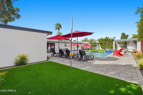 Exterior - 5149 N 34th St, Phoenix, AZ 85018 photo 11 of 24