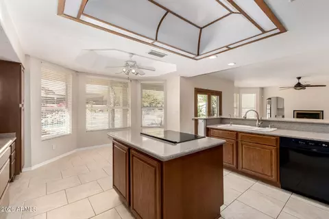 Kitchen - 3406 E Tere St, Phoenix, AZ 85044 photo 3 of 4