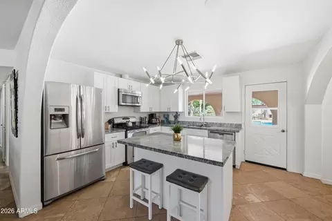 4528 E Hobart St, Mesa, AZ 85205