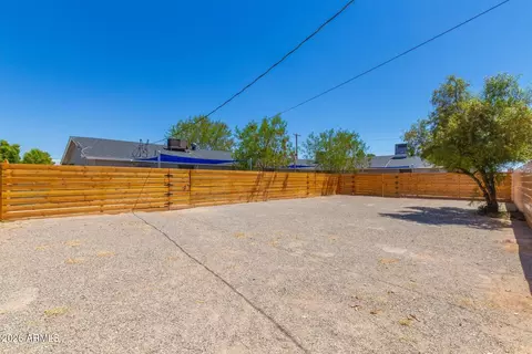 Exterior - 10002 N 18th Ave, Phoenix, AZ 85021 photo 6 of 6