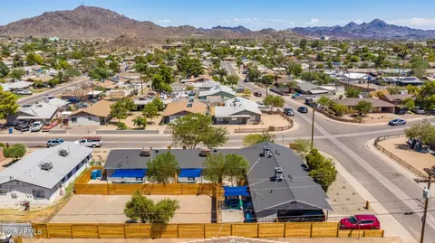 View/Area - 10002 N 18th Ave, Phoenix, AZ 85021 photo 4 of 6