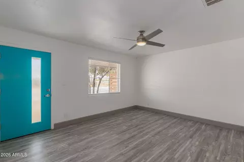 Living - 10002 N 18th Ave, Phoenix, AZ 85021 photo 2 of 2