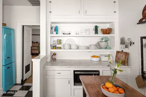 Kitchen - 1348 E Fillmore St, Phoenix, AZ 85006 photo 1 of 6