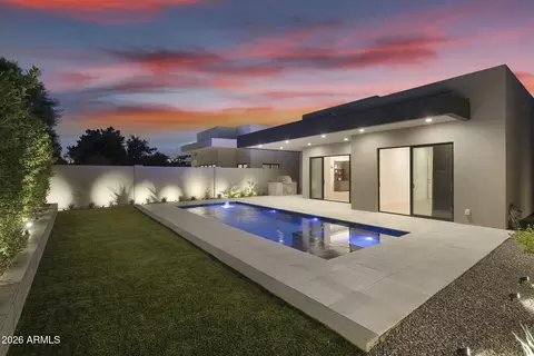 Exterior - 3035 E Coolidge St, Phoenix, AZ 85016 photo 2 of 3