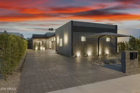 3035 E Coolidge St, Phoenix, AZ 85016