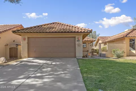 12238 S Shoshoni Dr, Phoenix, AZ 85044