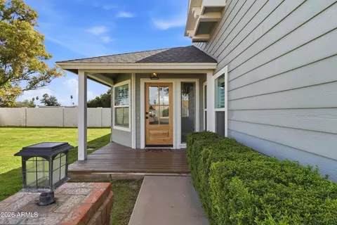 1101 W Shawnee Dr, Chandler, AZ 85224