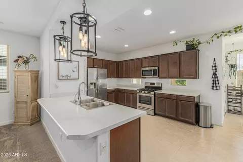 7413 S 22nd Ave, Phoenix, AZ 85041