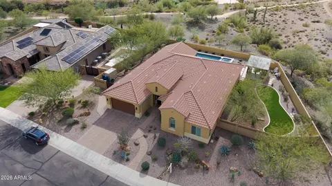 909 W Spur Dr, Phoenix, AZ 85085