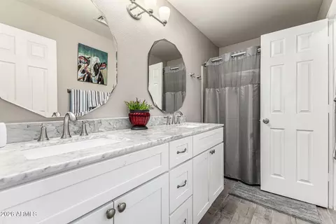 Bath - 3348 E Glenhaven Dr, Phoenix, AZ 85048 photo 2 of 6