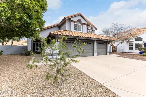 3348 E Glenhaven Dr, Phoenix, AZ 85048