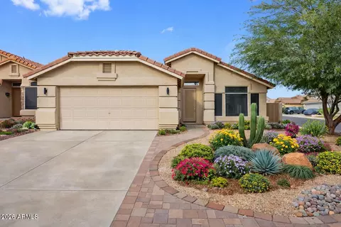 1040 E Amberwood Dr, Phoenix, AZ 85048