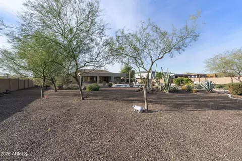 Exterior - 40927 N 3rd Ave, Phoenix, AZ 85086 photo 7 of 21