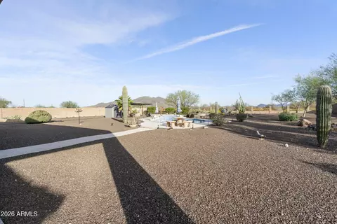 Exterior - 40927 N 3rd Ave, Phoenix, AZ 85086 photo 3 of 21