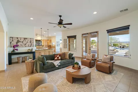 Living - 40927 N 3rd Ave, Phoenix, AZ 85086 photo 4 of 9