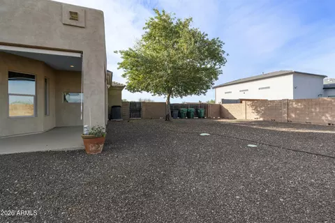 Exterior - 40927 N 3rd Ave, Phoenix, AZ 85086 photo 13 of 21