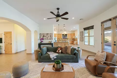 Living - 40927 N 3rd Ave, Phoenix, AZ 85086 photo 1 of 9