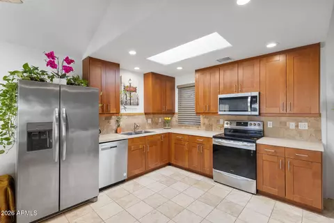1885 E Kirkland Ln, Tempe, AZ 85281