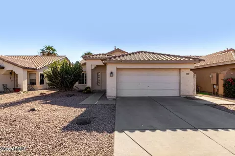 851 W Saragosa St W, Chandler, AZ 85225