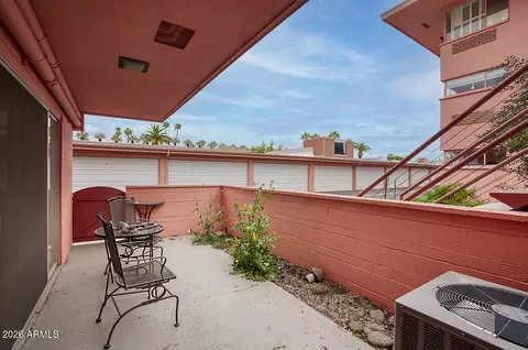 Exterior - 130 E Coronado Rd #16, Phoenix, AZ 85004 photo 3 of 6