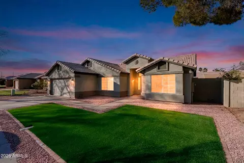 824 S Evergreen St, Chandler, AZ 85225