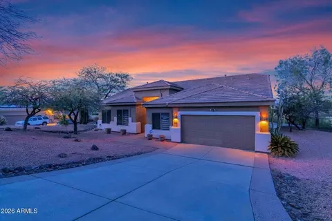 18 E Paint Your Wagon Trl, Phoenix, AZ 85085