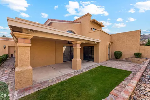 Exterior - 1024 E Sahuaro Dr, Phoenix, AZ 85020 photo 2 of 4