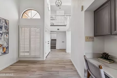 Entry Way - 1024 E Sahuaro Dr, Phoenix, AZ 85020 photo 2 of 6